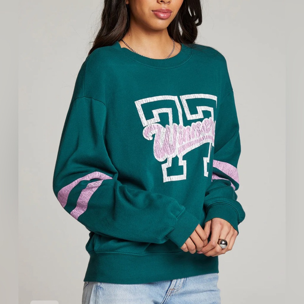 Chaser Winners Pullover Size Small